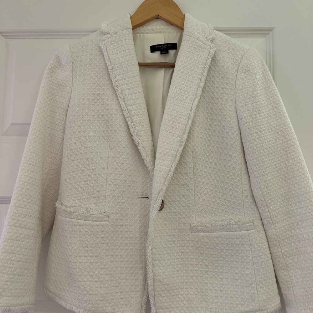 Ann Taylor White Textured Tweed Blazer